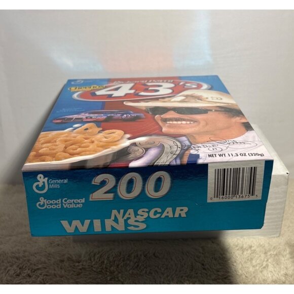 Richard Petty 43s Cheerios Nascar Racing Cereal Box 11.3 Oz 2003 Unopened - Picture 6 of 7